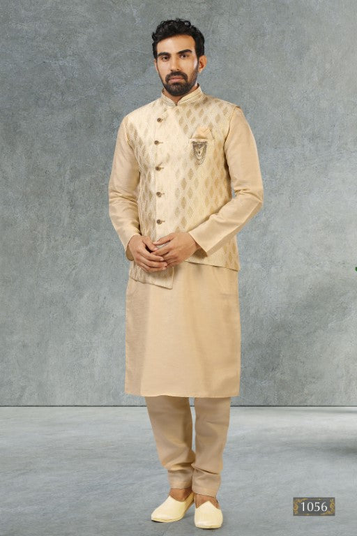 Kurta Pajama Court