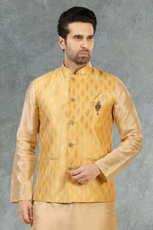Kurta Pajama Court