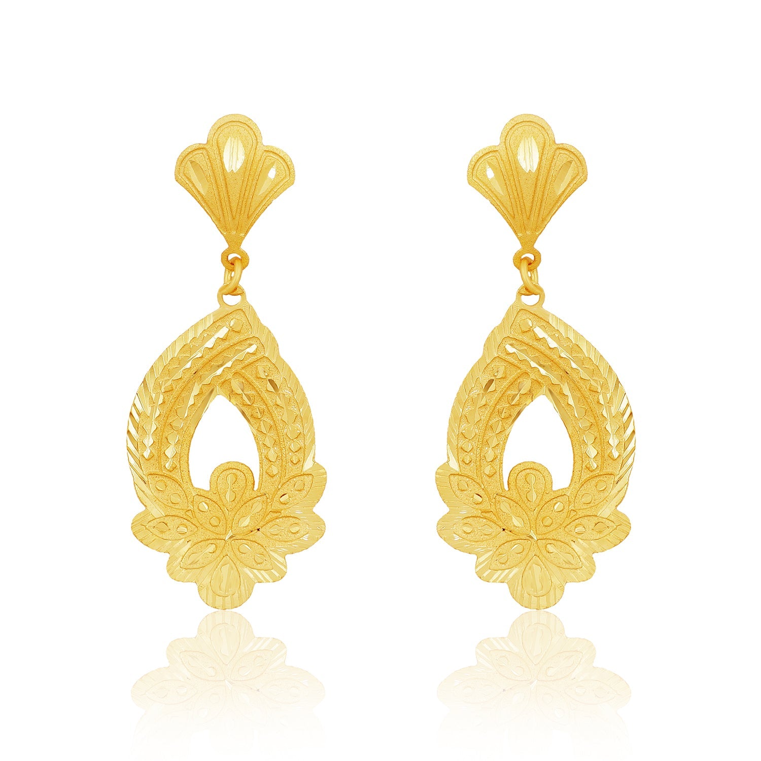 Regal Gold-Plated Chain Pendant & Earring Set - Sitarahub Sitarahub,