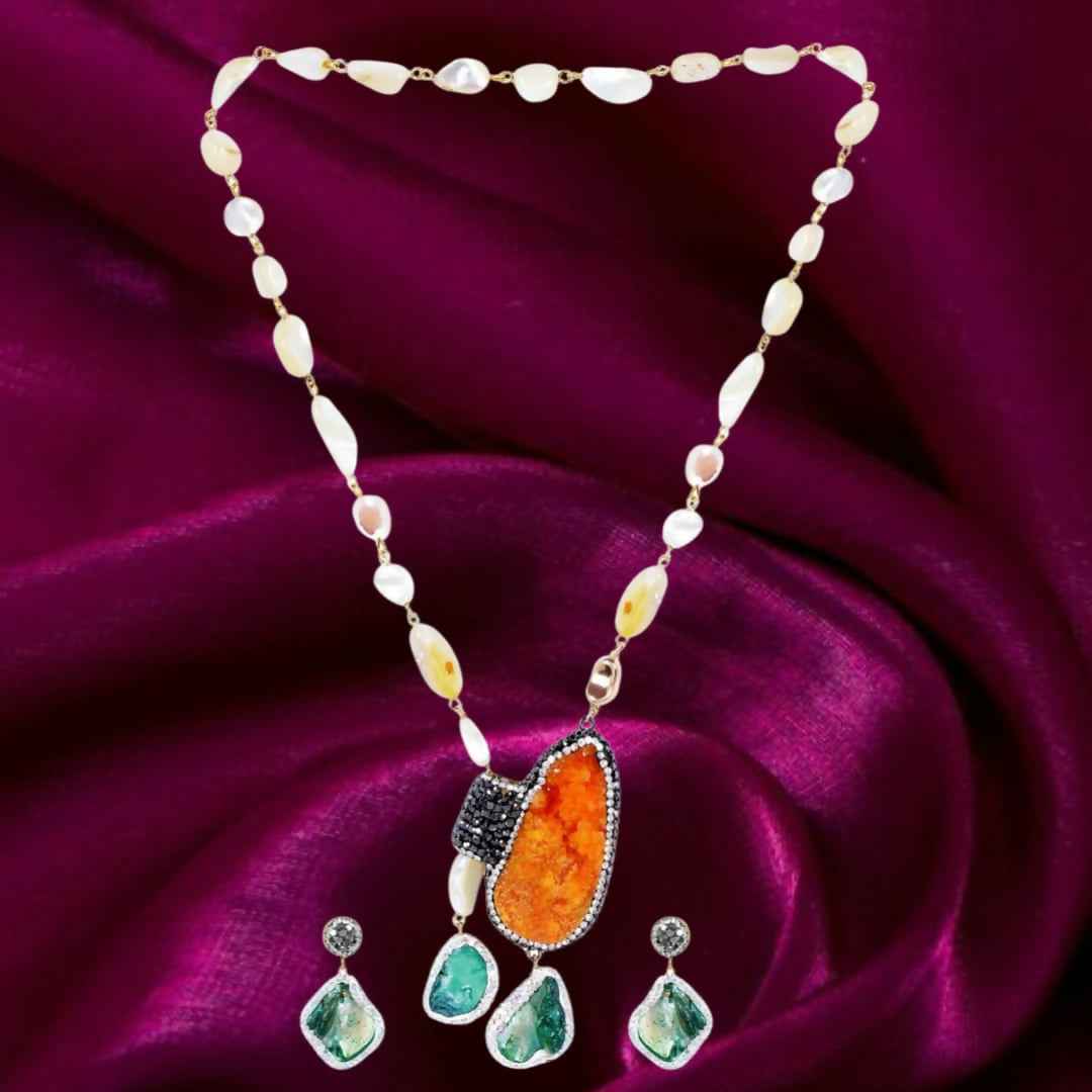 Raw Druzy & Pearl Beaded Necklace with Earrings